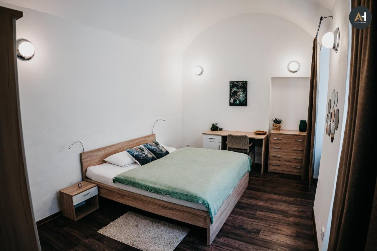 Ah Alzbetina Lägenhet Košice Exteriör bild