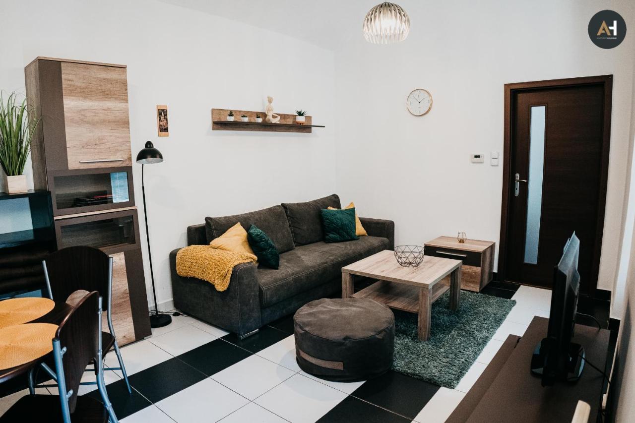 Ah Alzbetina Lägenhet Košice Exteriör bild