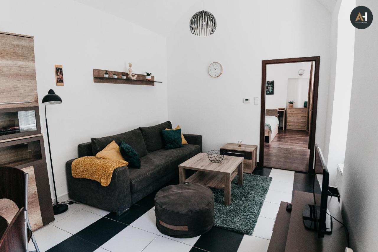 Ah Alzbetina Lägenhet Košice Exteriör bild